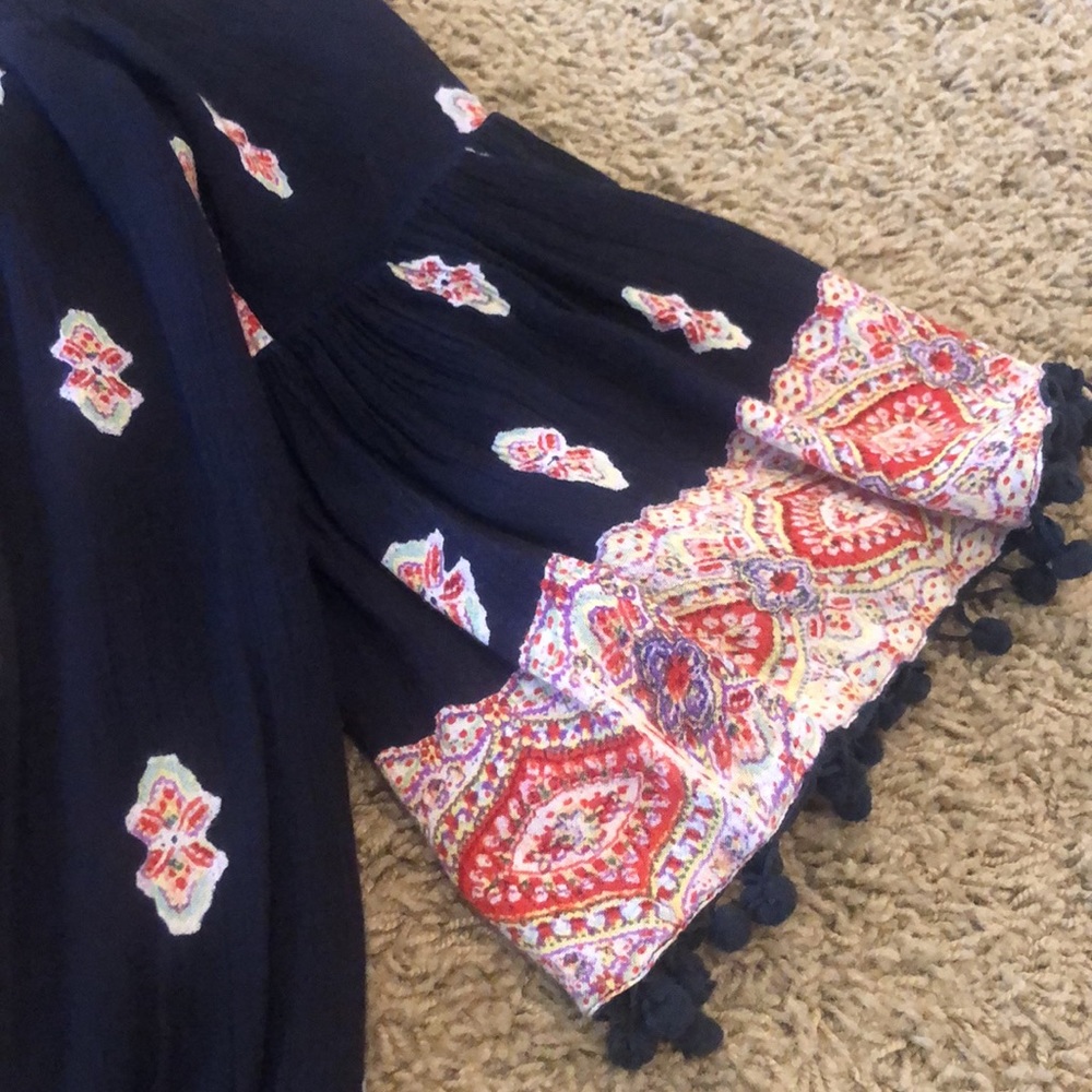EUC Off the shoulder romper - Picture 8 of 8